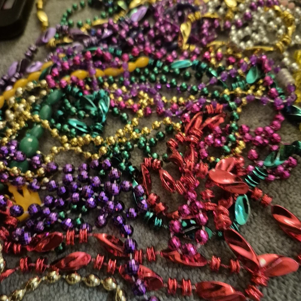 20 Assorted necklace beads for Mardi gras brand new never used​